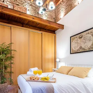 Carreteria - Design & Comfort - Prime Area Apartment